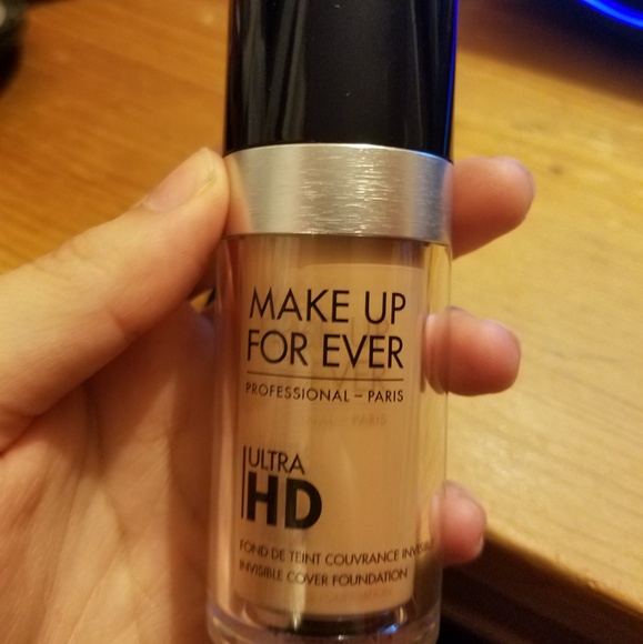 EUC MAKE UP FOR EVER Ultra HD foundation in R330 - Picture 2 of 4